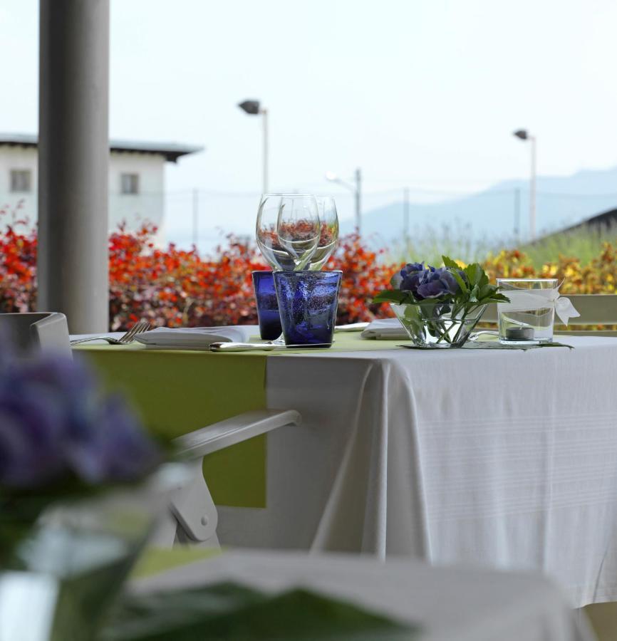 Hotel Miralago Bossico Esterno foto